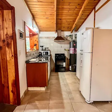 RentUp - Tranquilidad y comodidad en Bariloche, refugio luminoso-2
